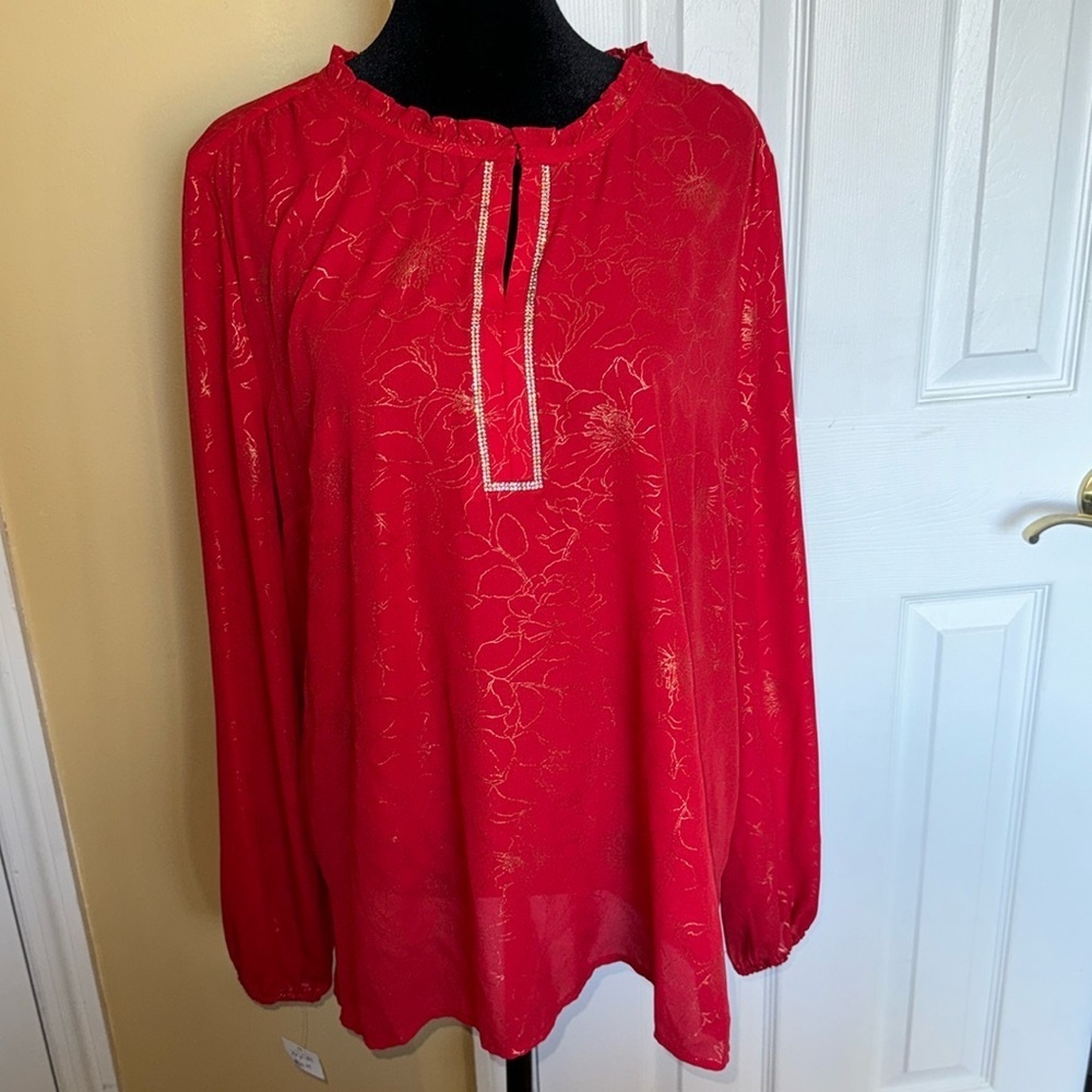 BRAND NEW LIZ CLAIBORNE  BLOUSE SIZE XL VERY NICE BLOUSE FOR HOLIDAY SEASON